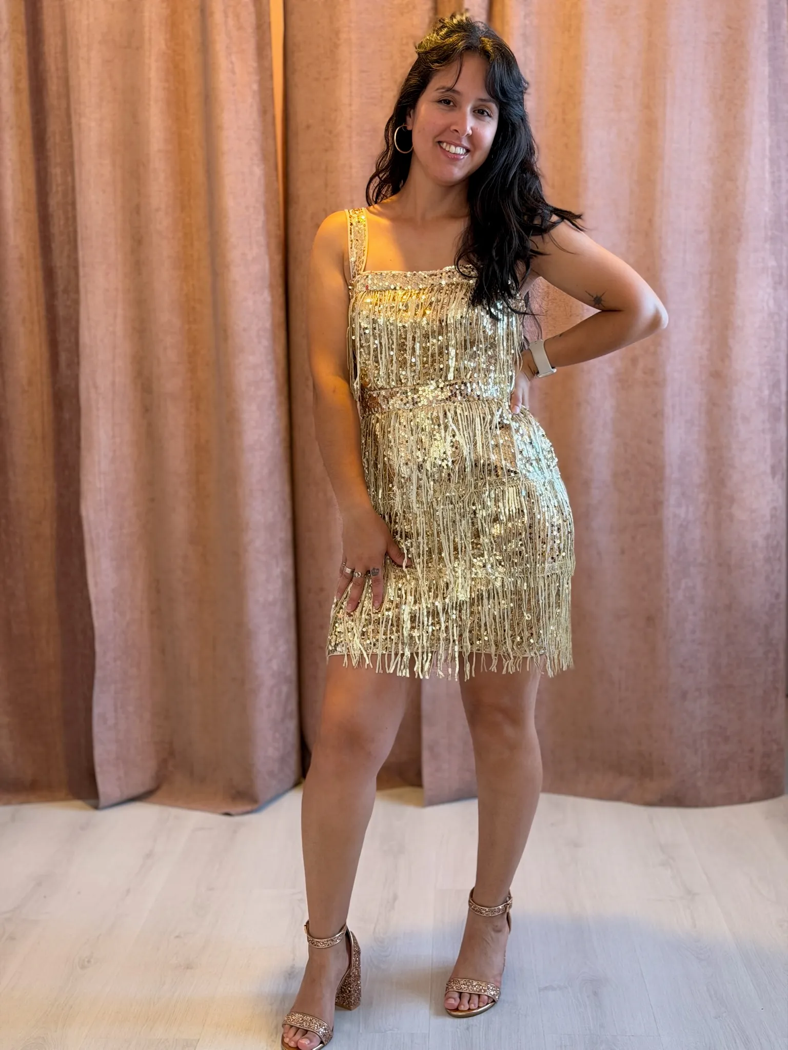 Vestido dorado con flecos-028 - Imagen 4