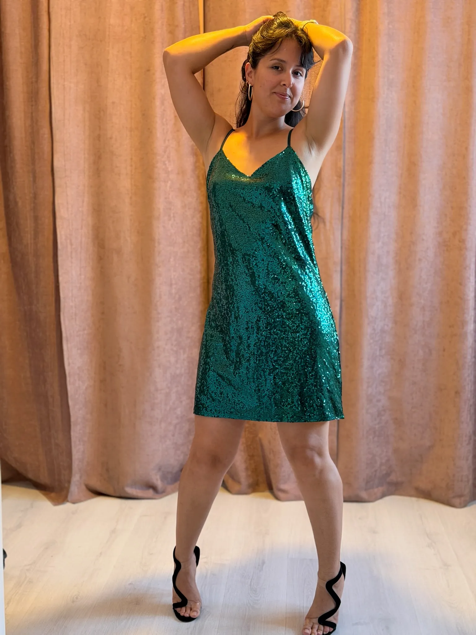 Vestido corto verde- - Imagen 1