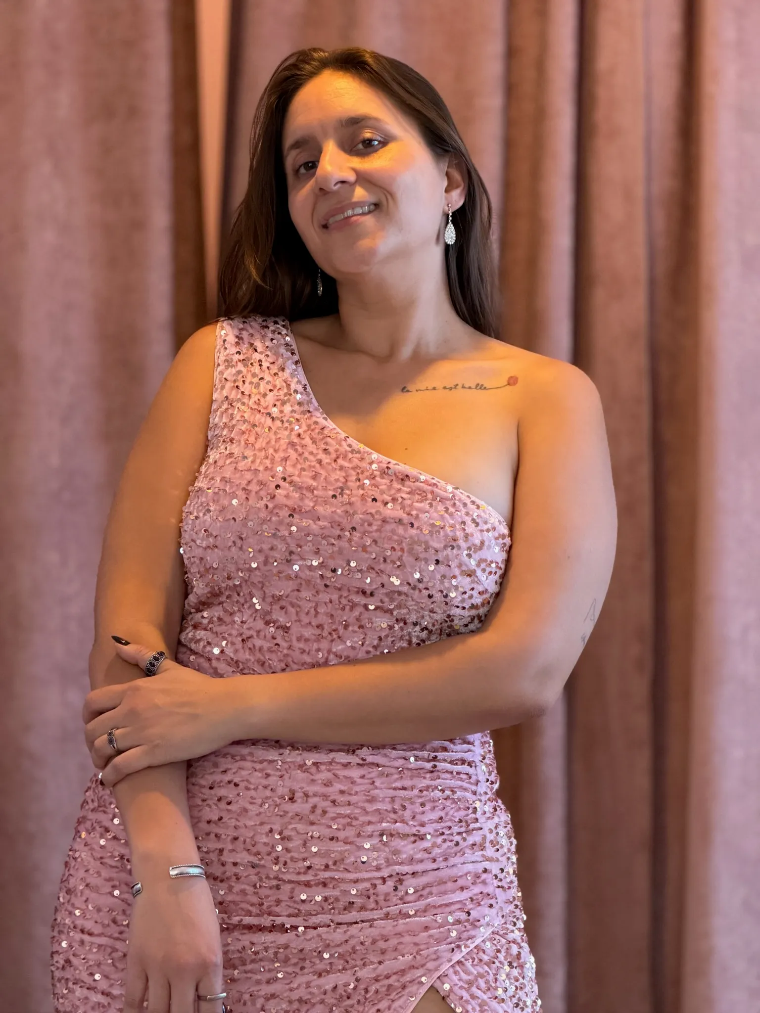 Vestido rosado con lentejuelas - 037 - Imagen 4